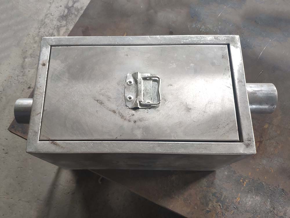 油水分离器